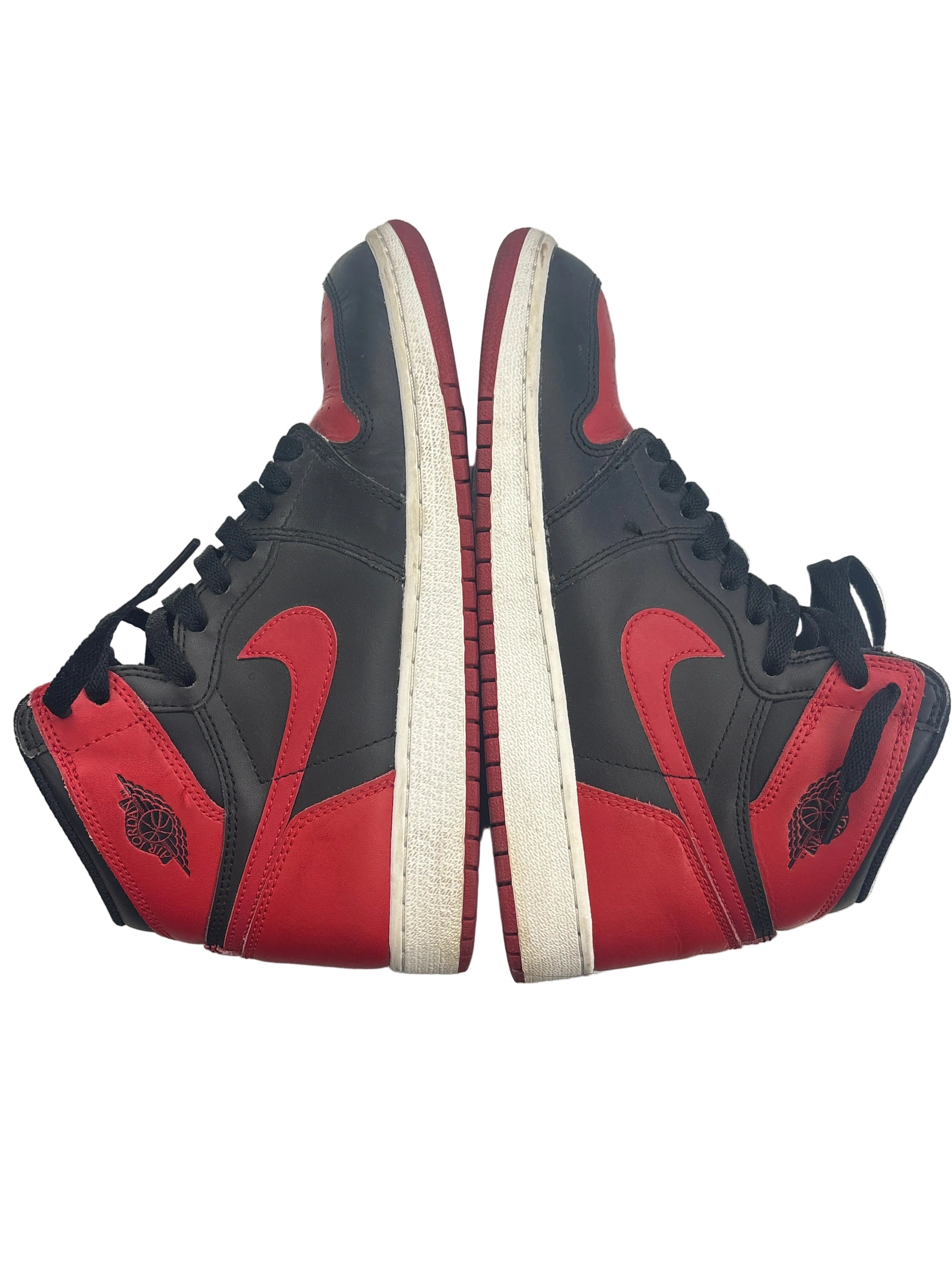 Women’s Red/Black Jordans (6.5)