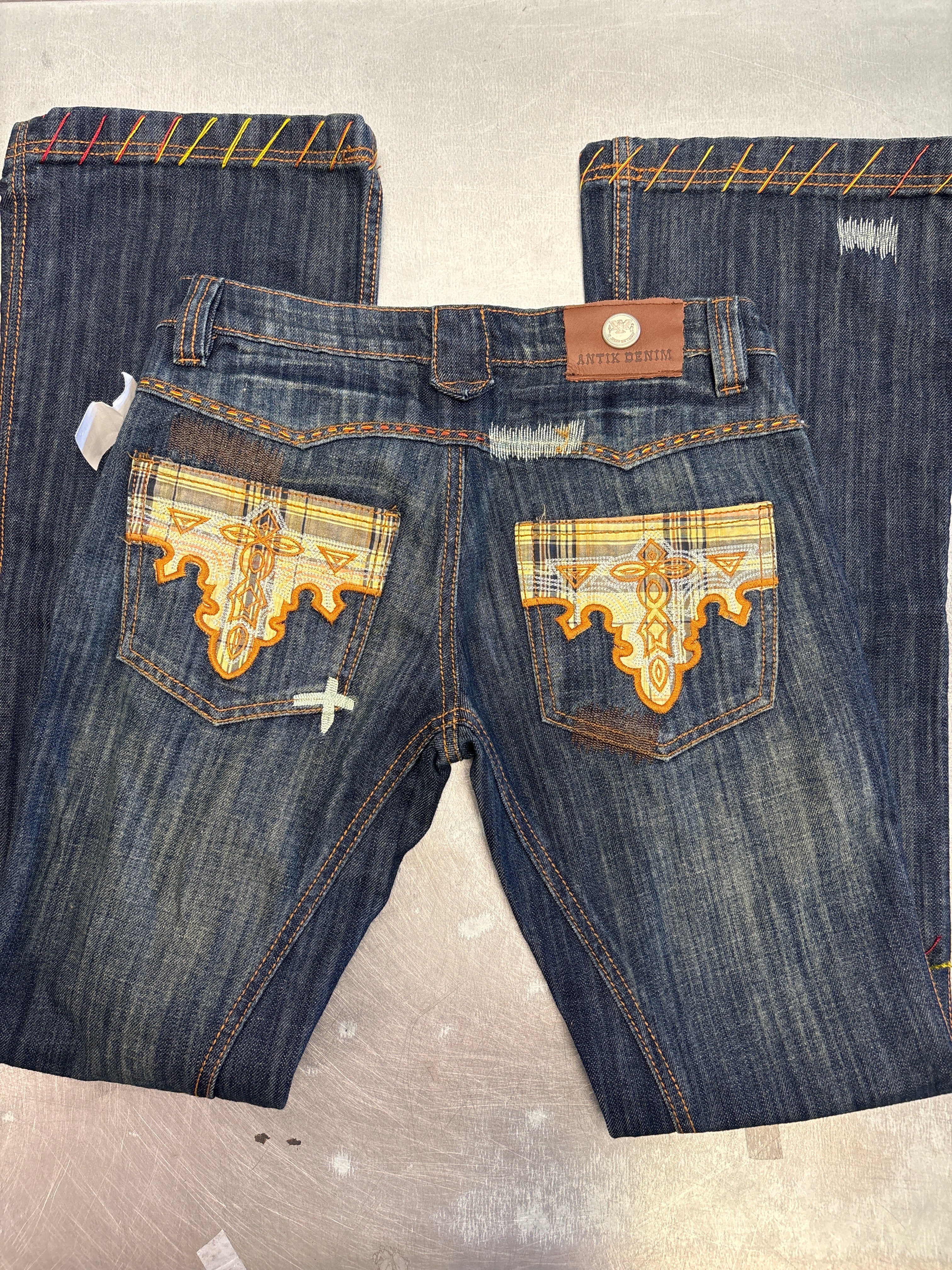Women’s ANTIK denim (3/4-27)