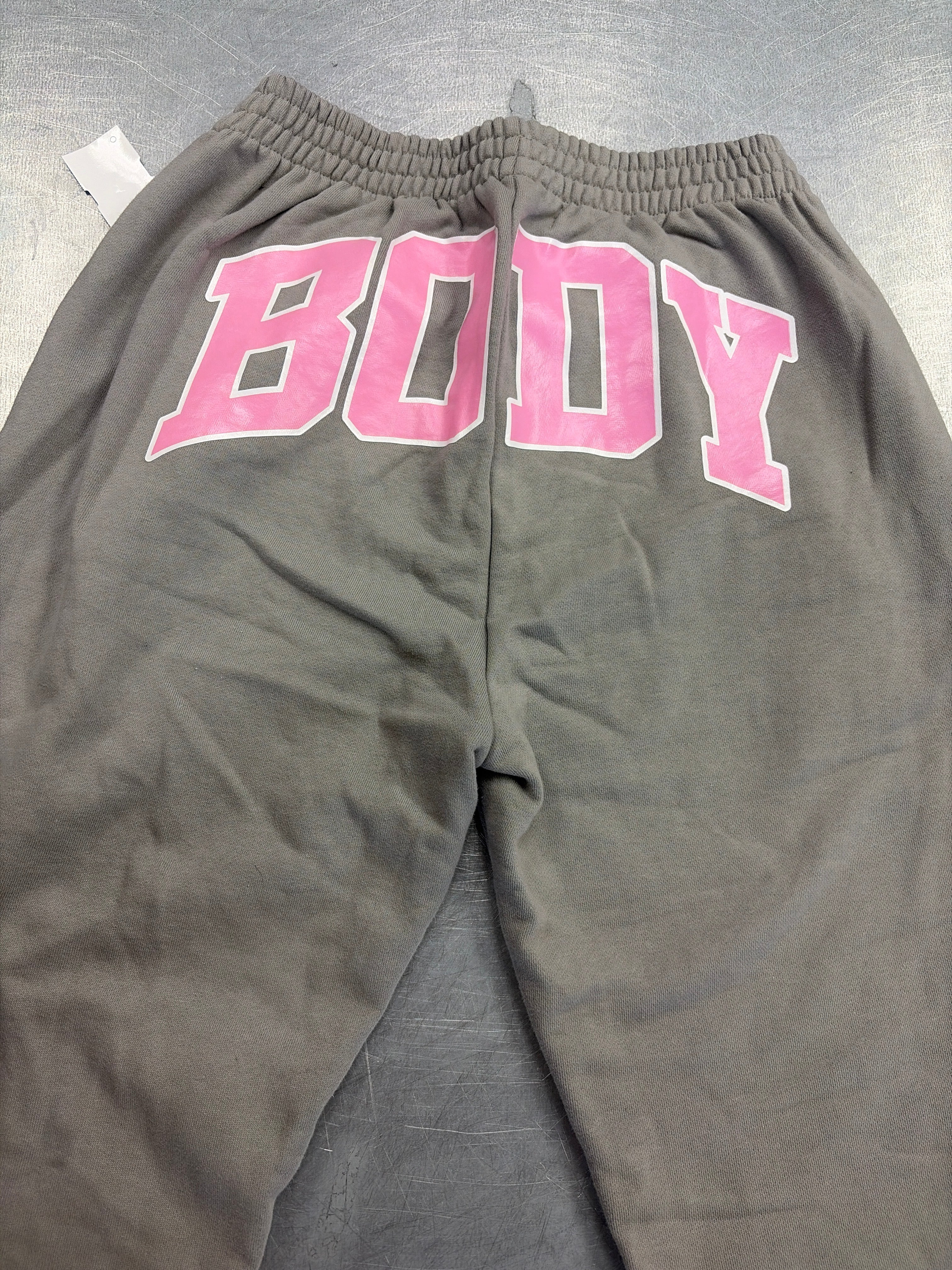 BODY BY RAVEN SWEATPANTS SZ M