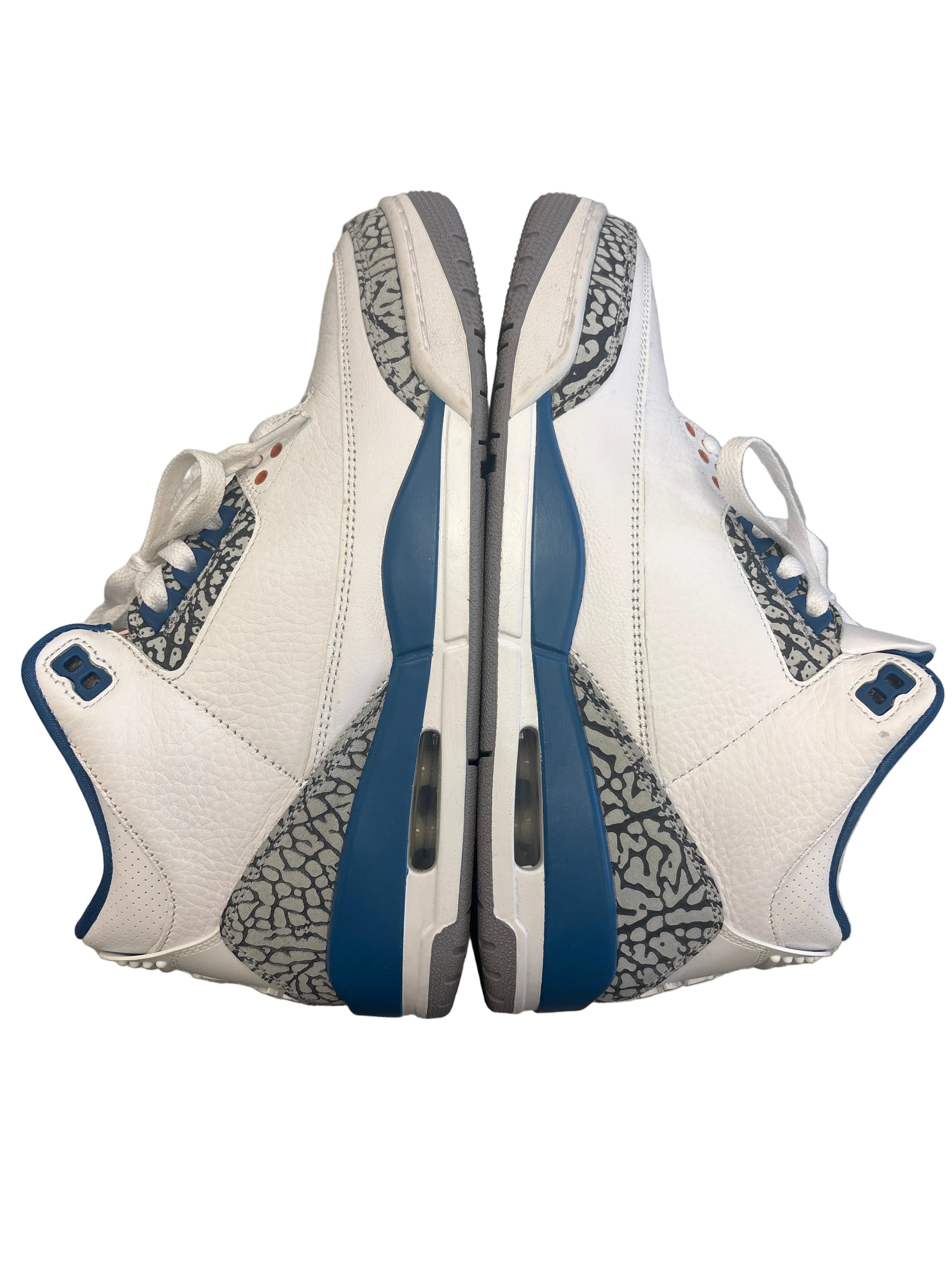 Men’s JORDAN 3 (8.5)
