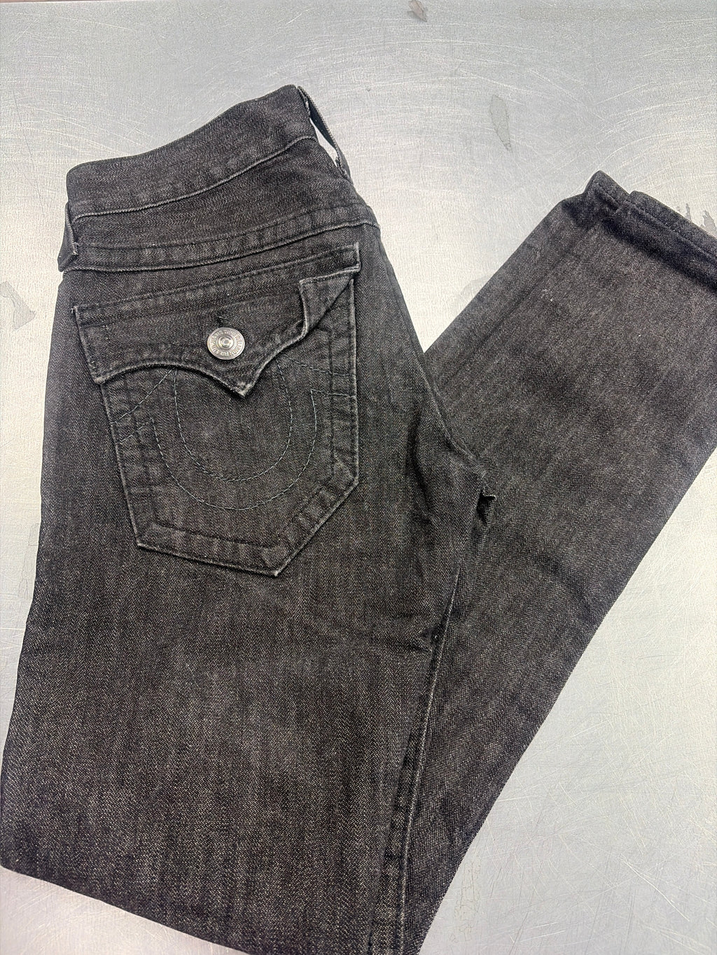 WOMENS TRUE RELIGION SZ 28